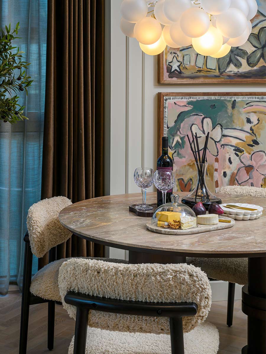 Modern decorated, round dining table