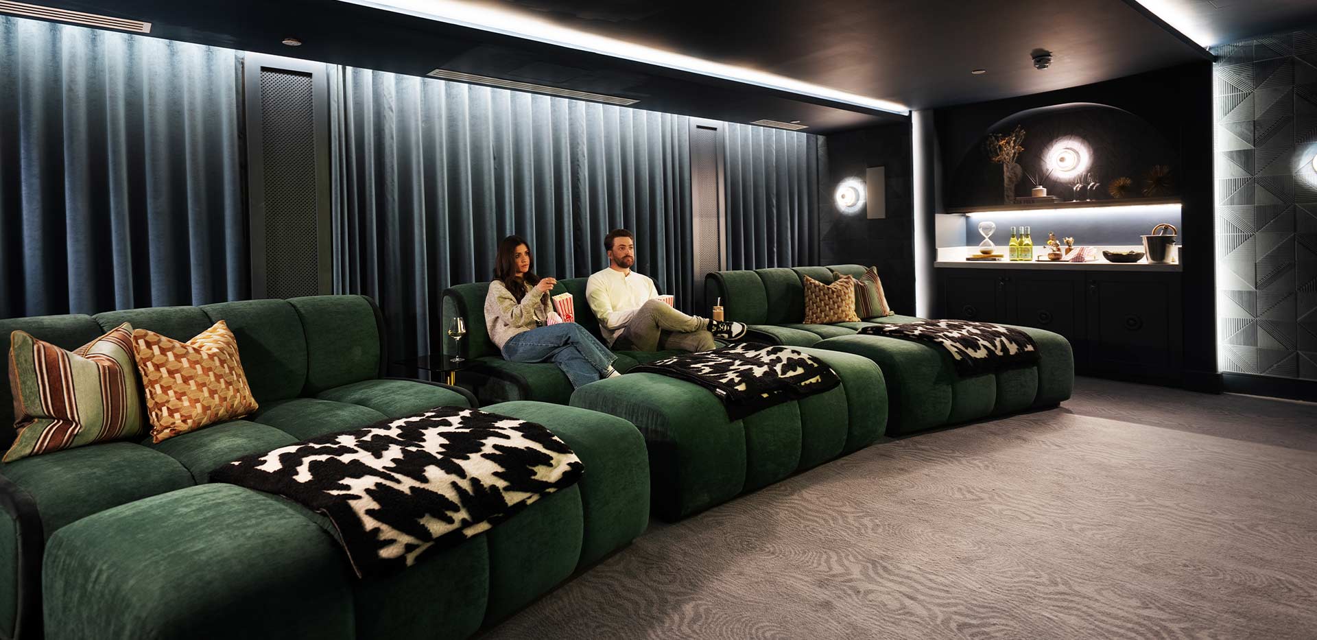 Silkstream, Interior, Cinema Room