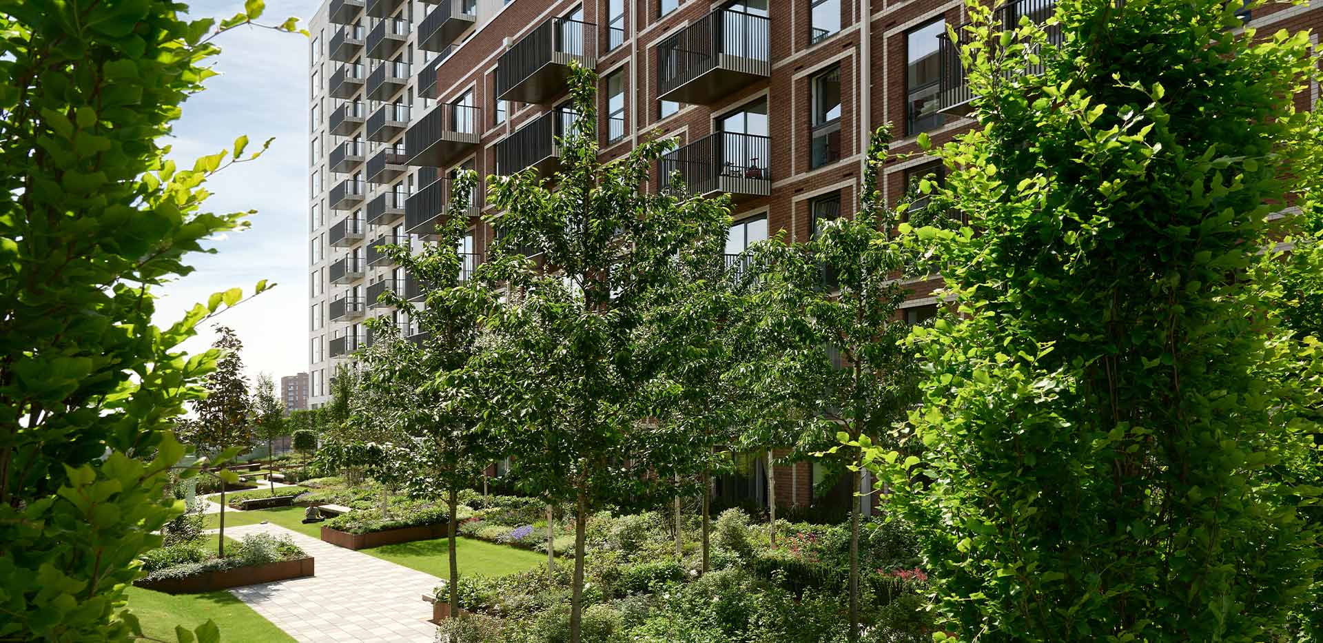 Silkstream, Lindley House, Podium Garden Exterior