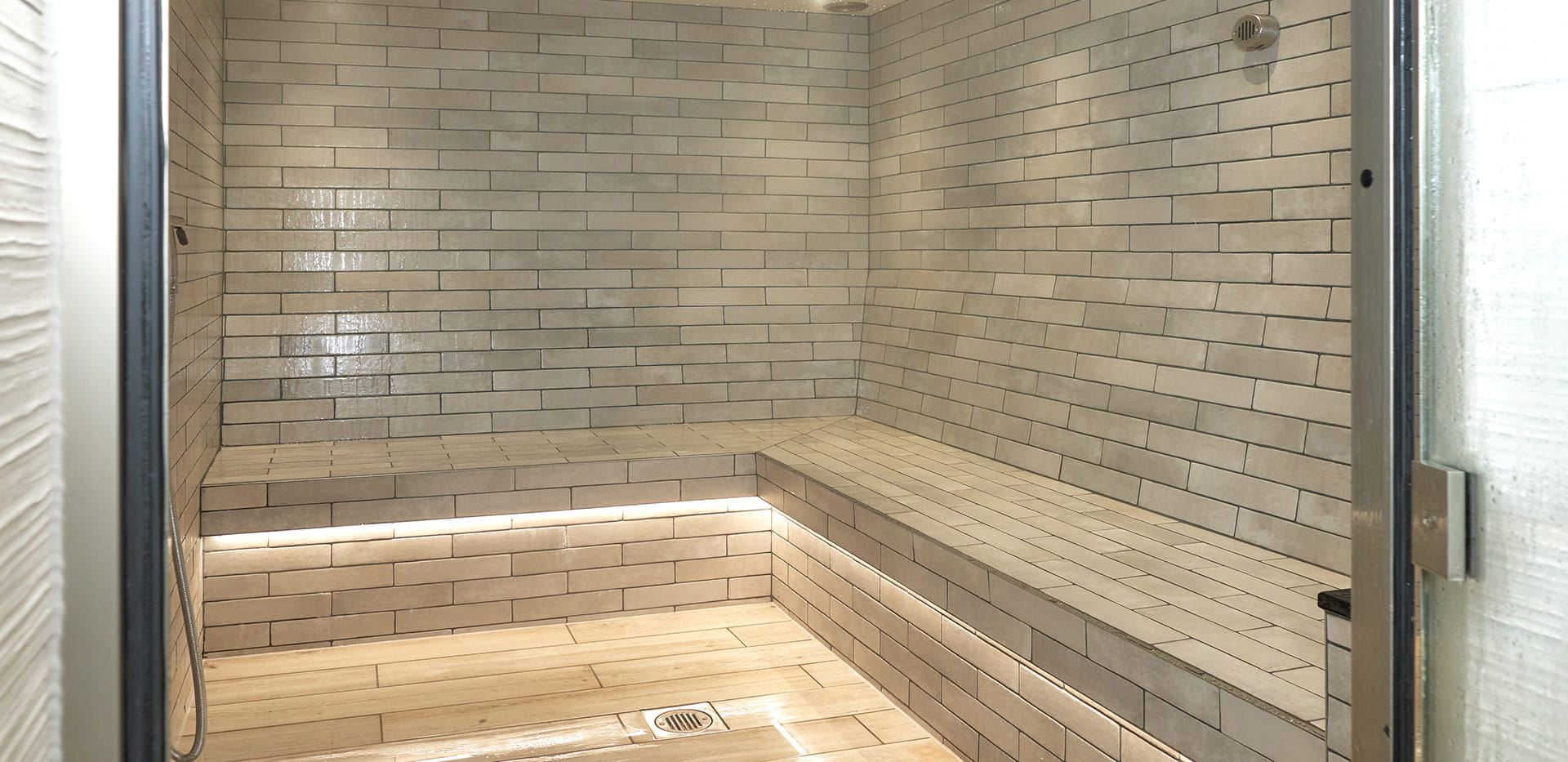 Snow Hill Wharf, Facilities, Steam Room