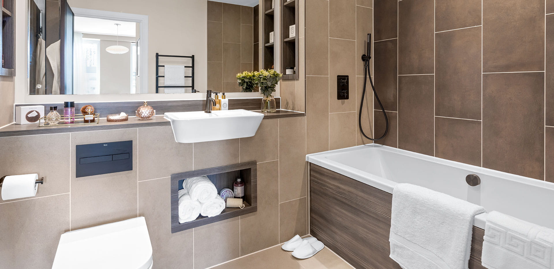 Bathroom with brown tile decor