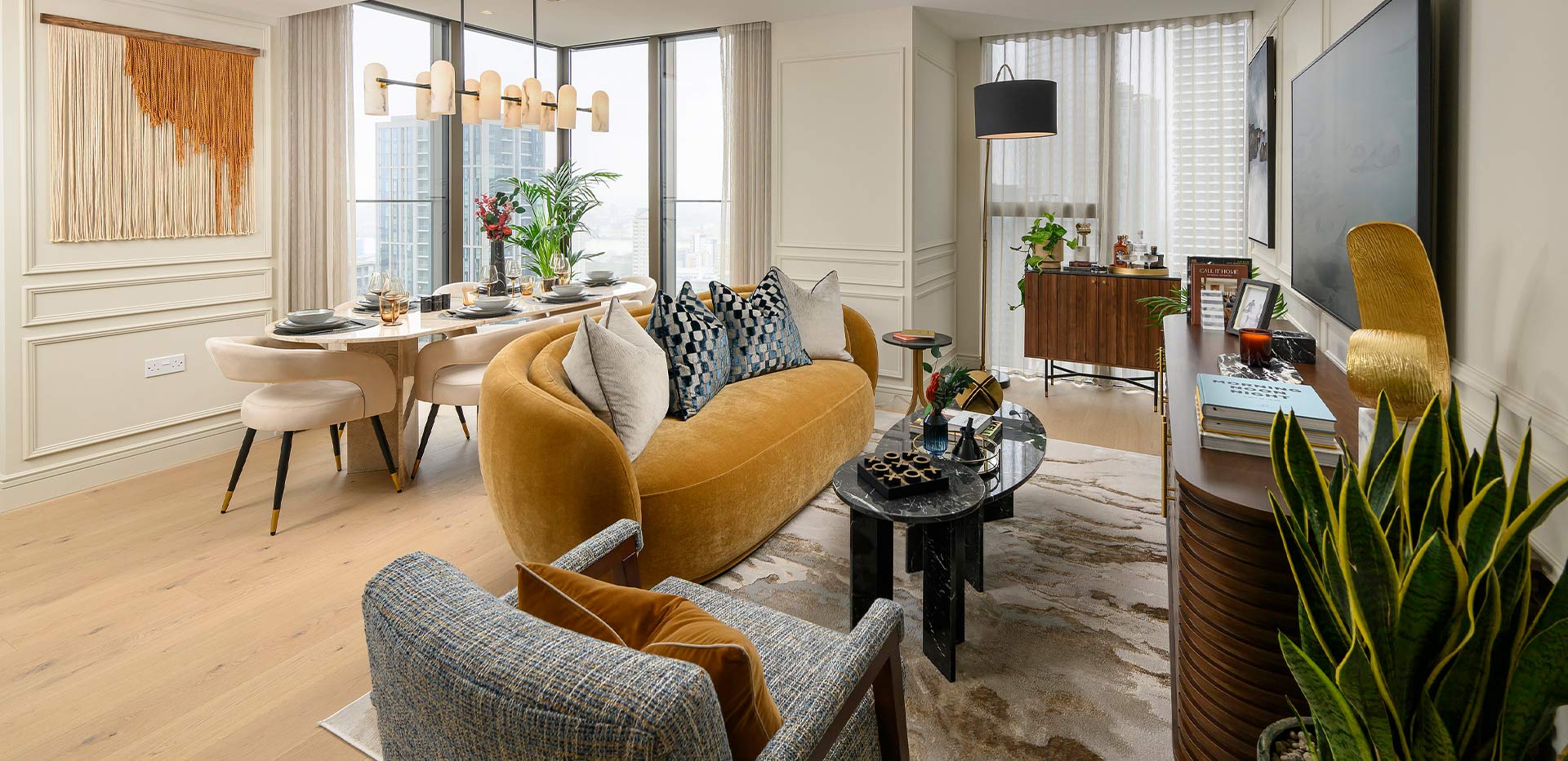 South Quay Plaza, Interior, Dining/ Living Room