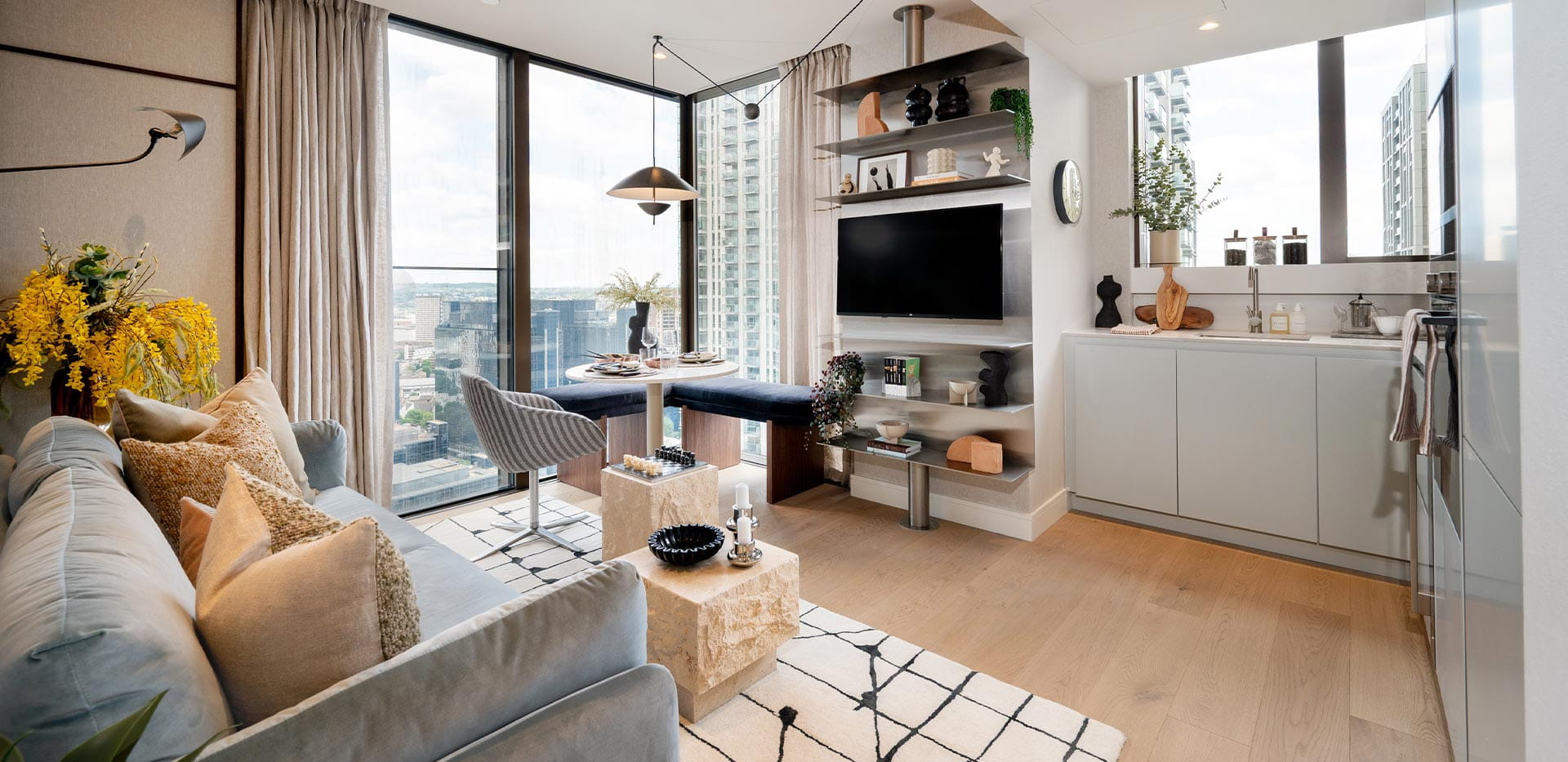 South Quay Plaza, Interior, Kitchen/ Living Room