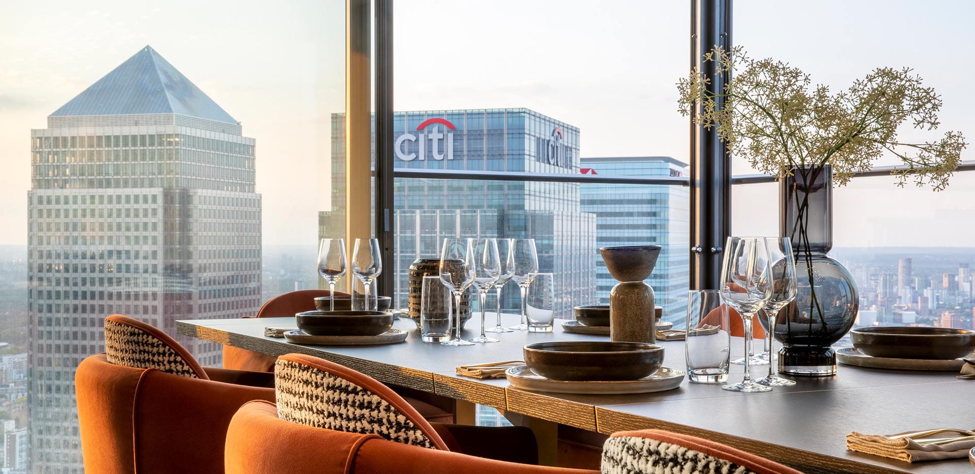 Berkeley, South Quay Plaza, The Quay Club