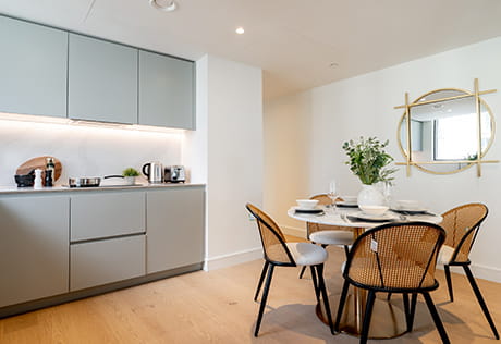 South Quay Plaza, showhome, spacious kitchen and dining area