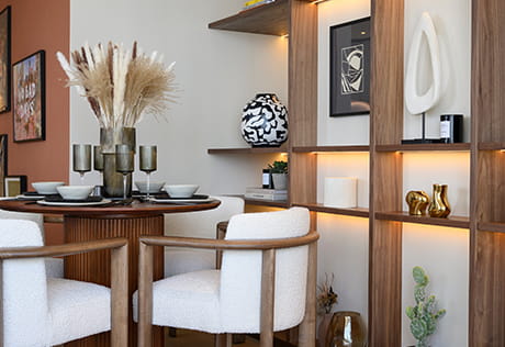 South Quay Plaza showhome dining area