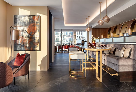 56th floor bar at South Quay Plaza