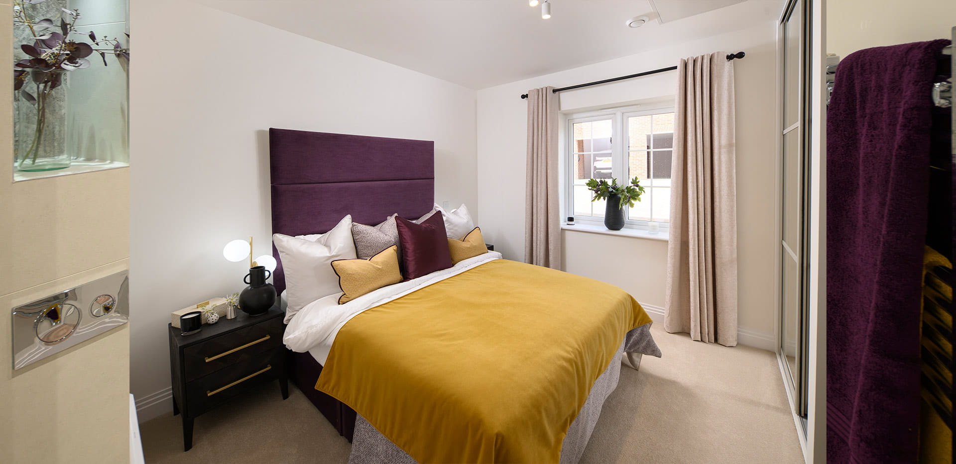 Spring Hill - 1 Bedroom Show Apartment spacious bedroom
