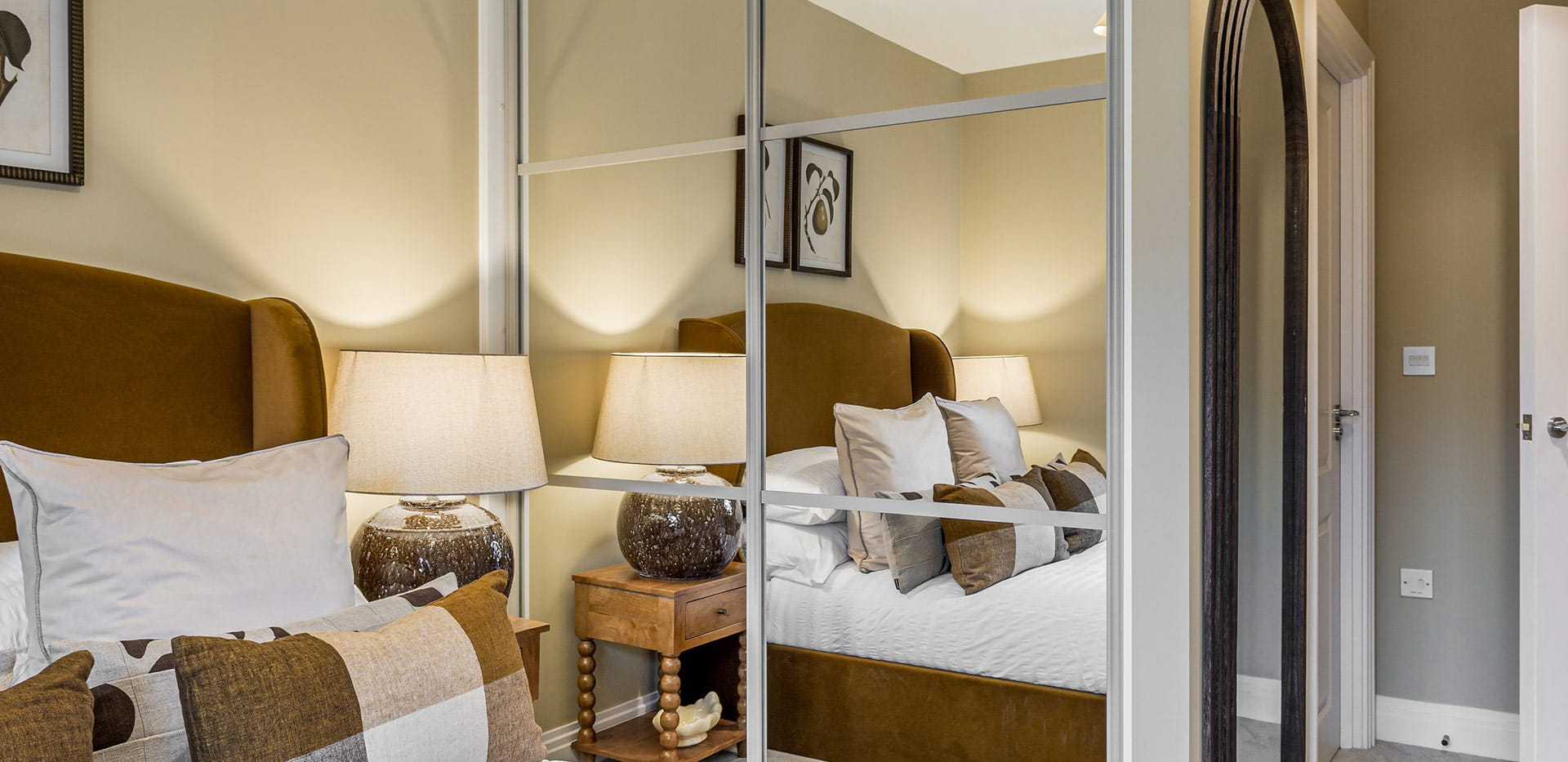 Spring Hill - 2 Bedroom Show Apartment bedroom details