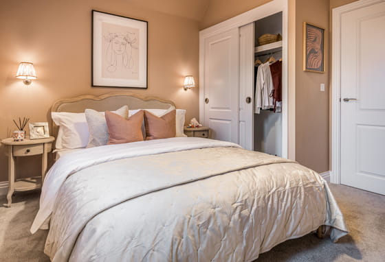 Double bed contemporary design, built-in wardrobe.