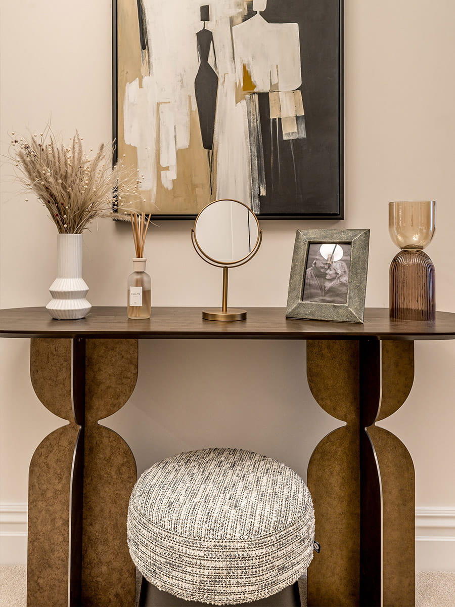 A close up image of a desk at Sunningdale Park