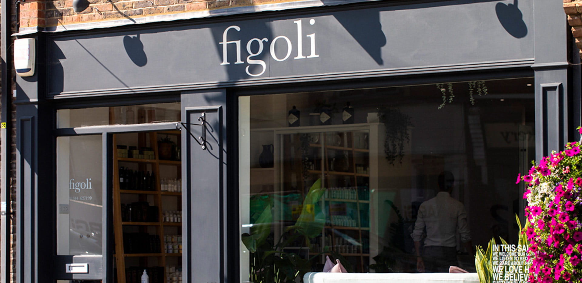 St William, Sunninghill Square, Local Area