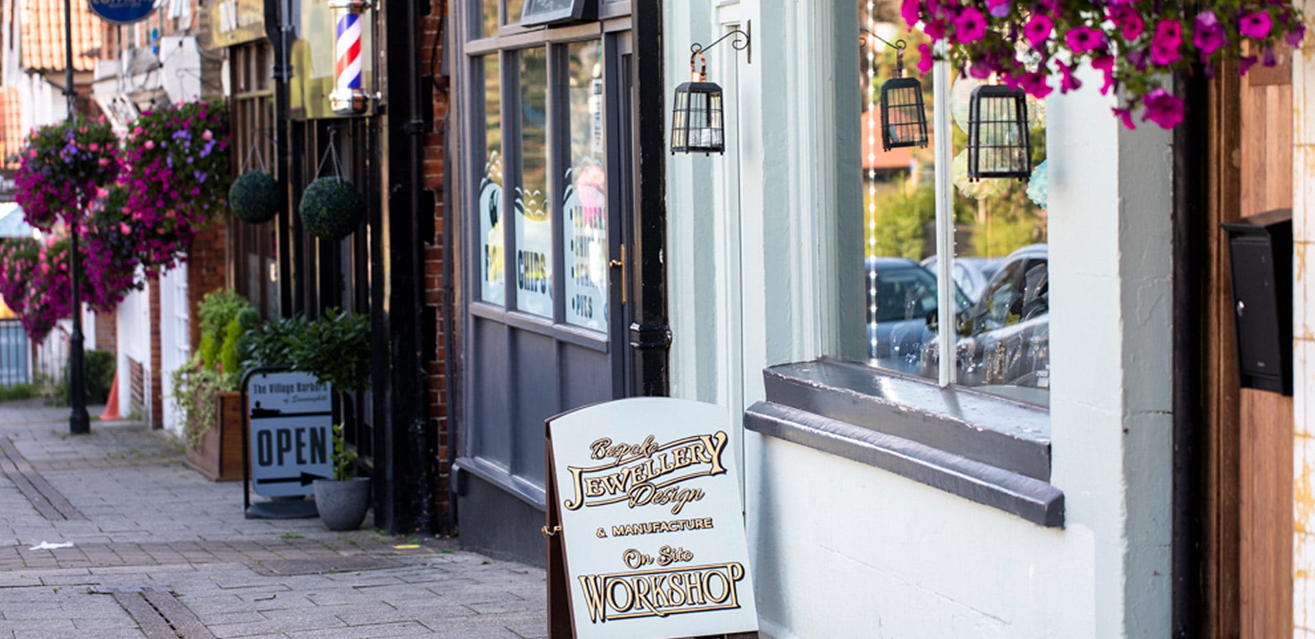 St William, Sunninghill Square, Local Area