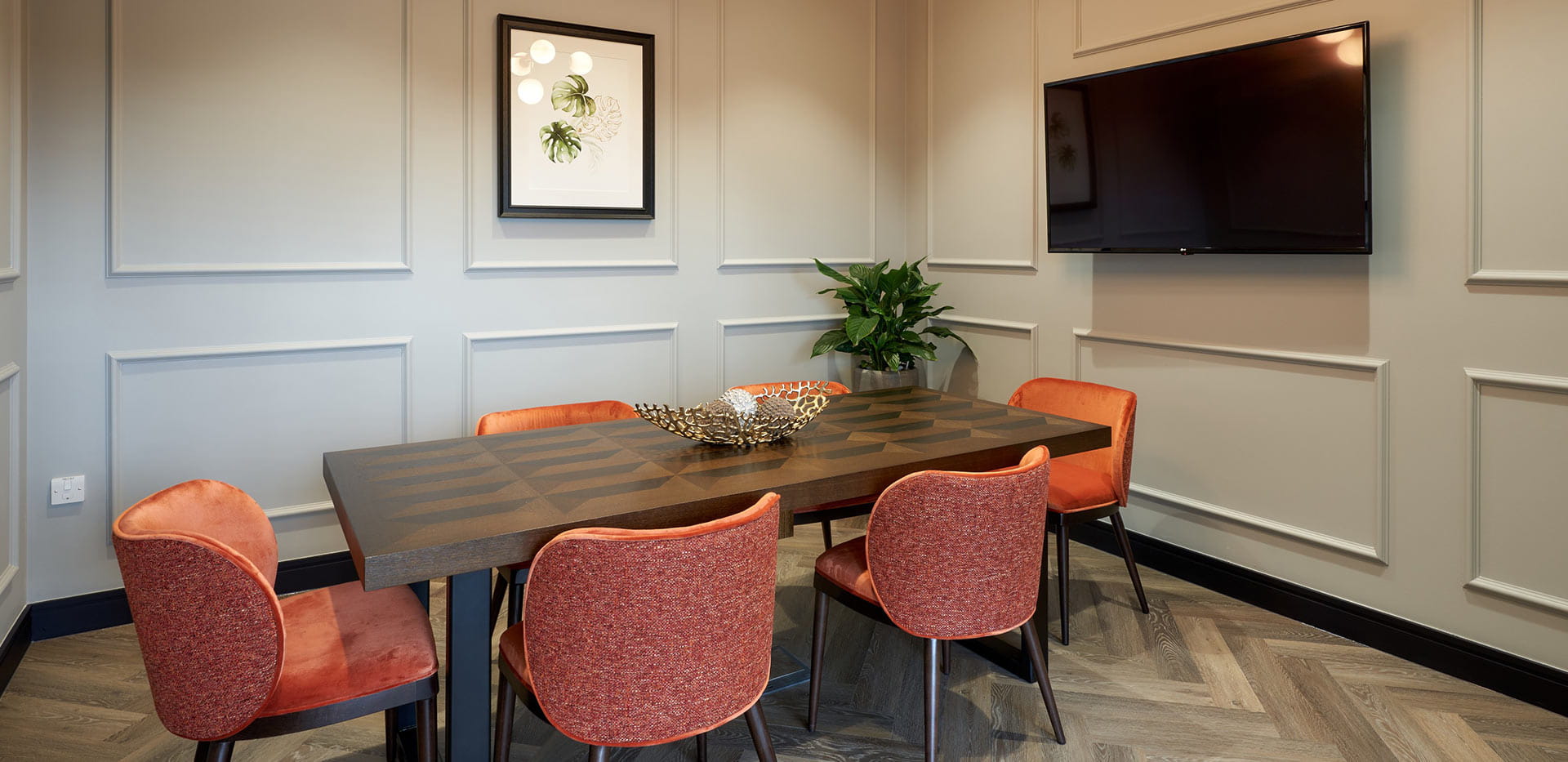 An image of a meeting room at The Parkside Club