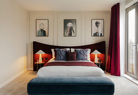 Trent Park showhome spacious bedroom