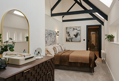 Trent Park - Royal Mews showhome, spacious bedroom