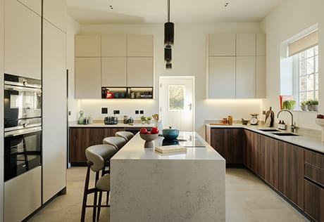 Trent Park - Royal Mews showhome, light and spacious kitchen