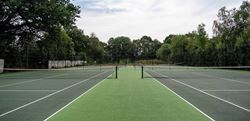 Berkeley, Trent Park, Facilities, Tennis