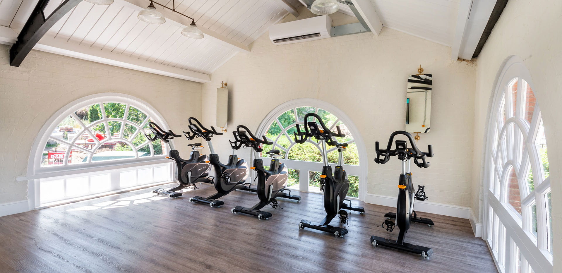 Berkeley, Trent Park, Facilities, Tennis