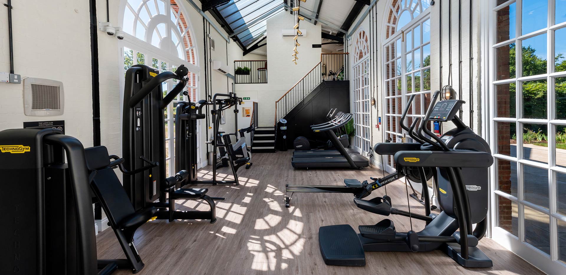 Berkeley, Trent Park, Facilities, Shuttle Bus