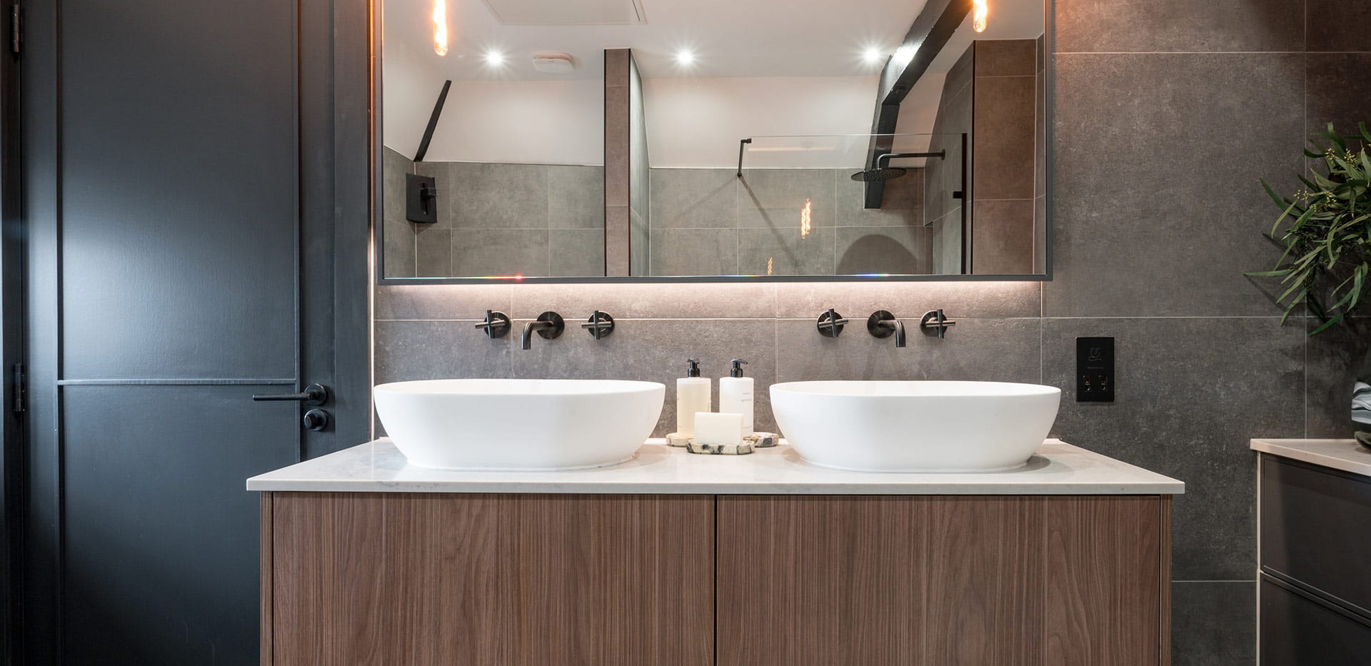 The Royal Mews home - dual bathroom basins