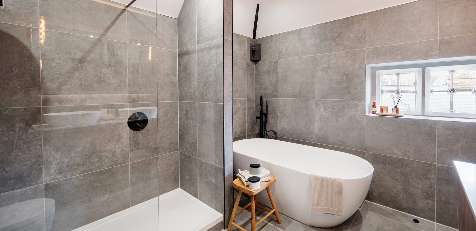 The Royal Mews home - spacious bathroom