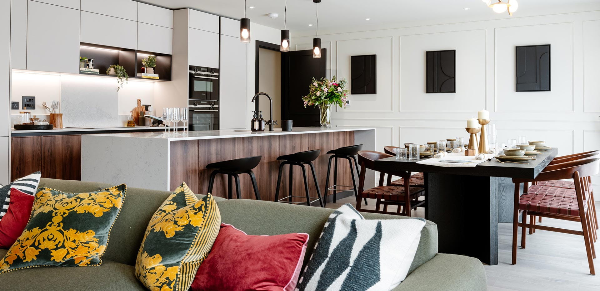 The Walled Gardens spacious open plan living space