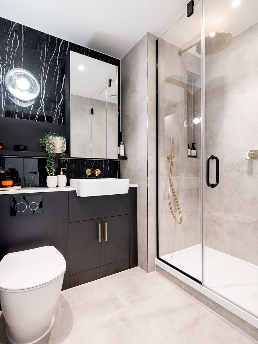TwelveTrees Park, property 31.06, spacious, high-spec, bathroom with a dark blue design