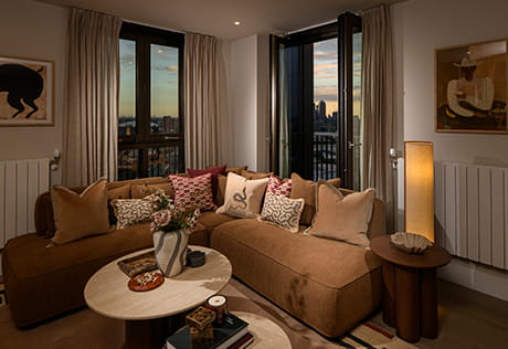 TwelveTrees Park, cosy living area overlooking the city