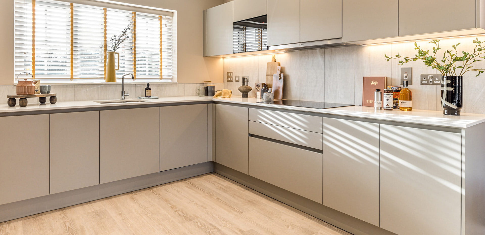 4 bedroom showhome kitchen with a light and airy design