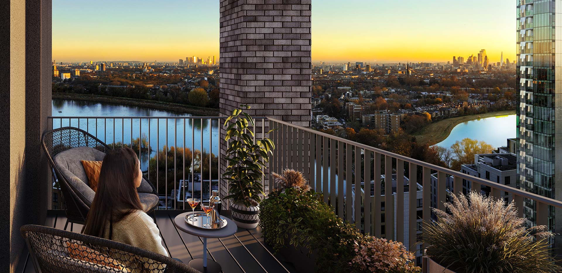 Emperor Point, Exterior