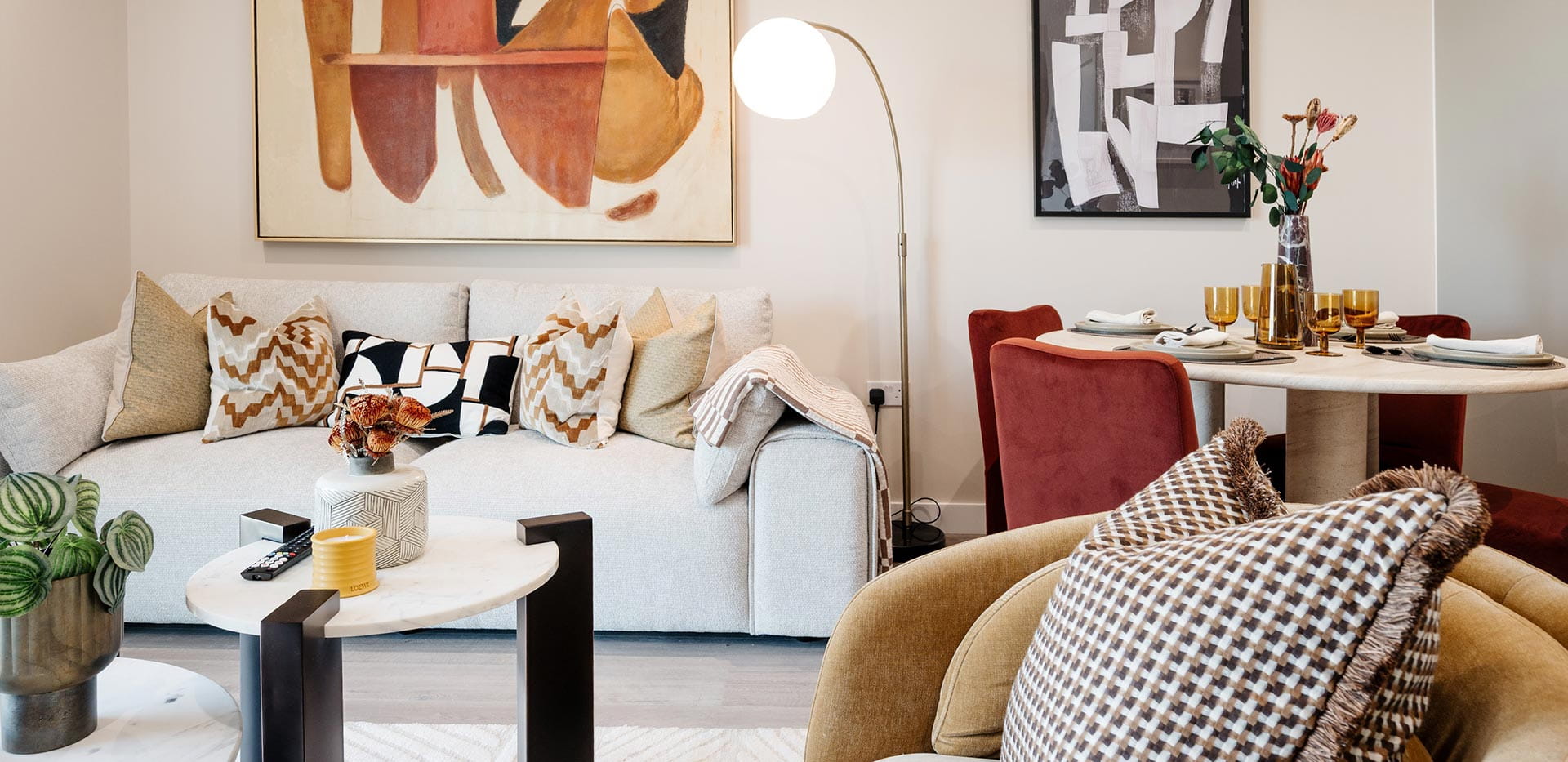 An interior Living / Dining image at Woodberry Down