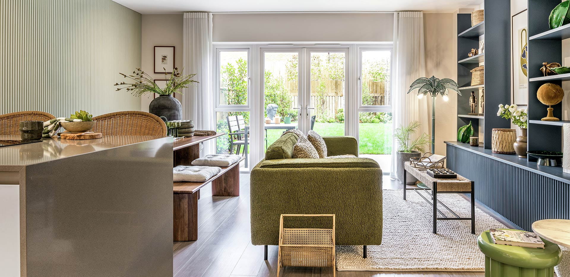 Berkeley, Woodhurst Park, 4 Bedroom House, Bathroom