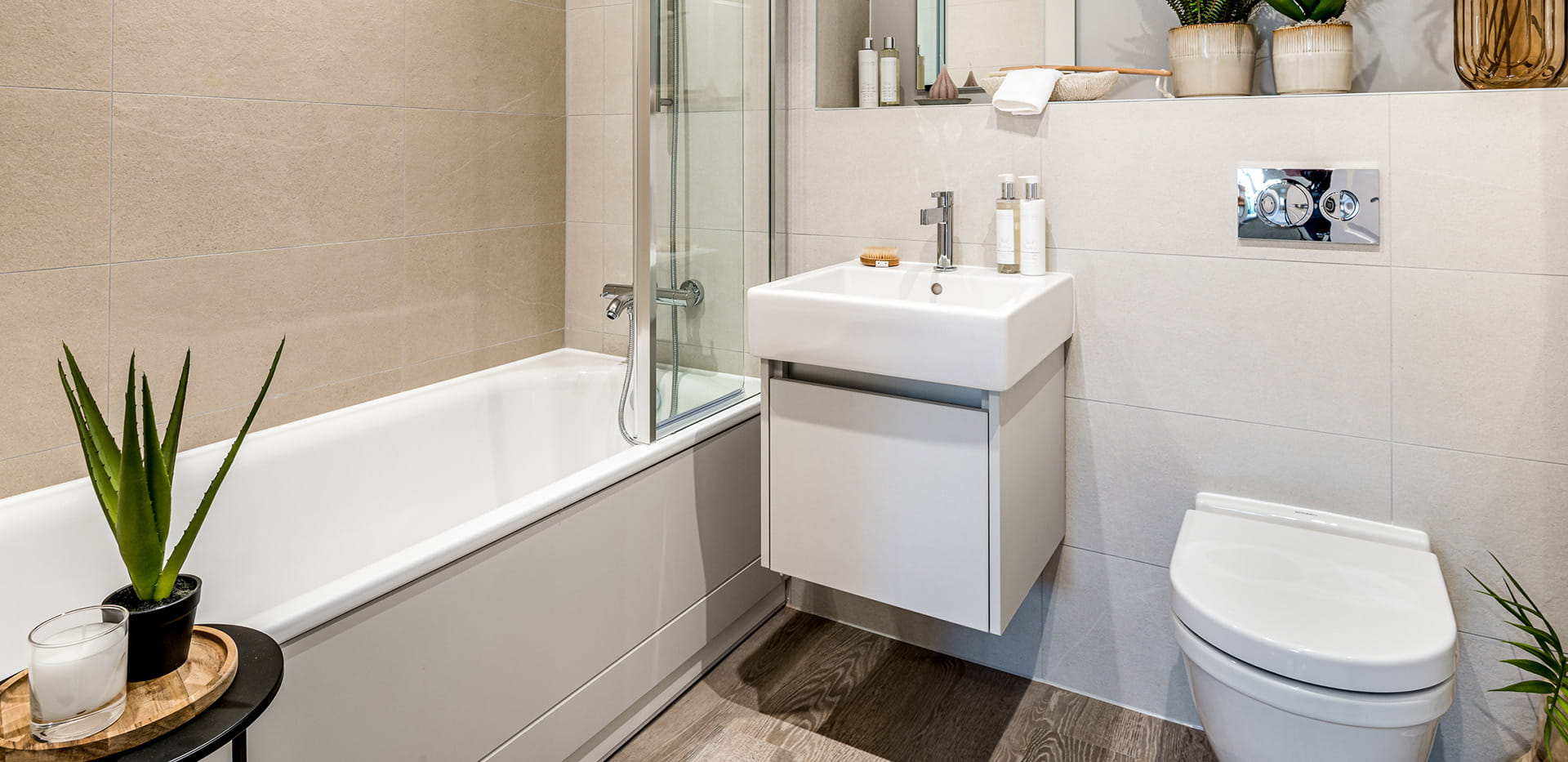 Woodhurst Park, Waters Reach, 3 Bedroom House, Bathroom