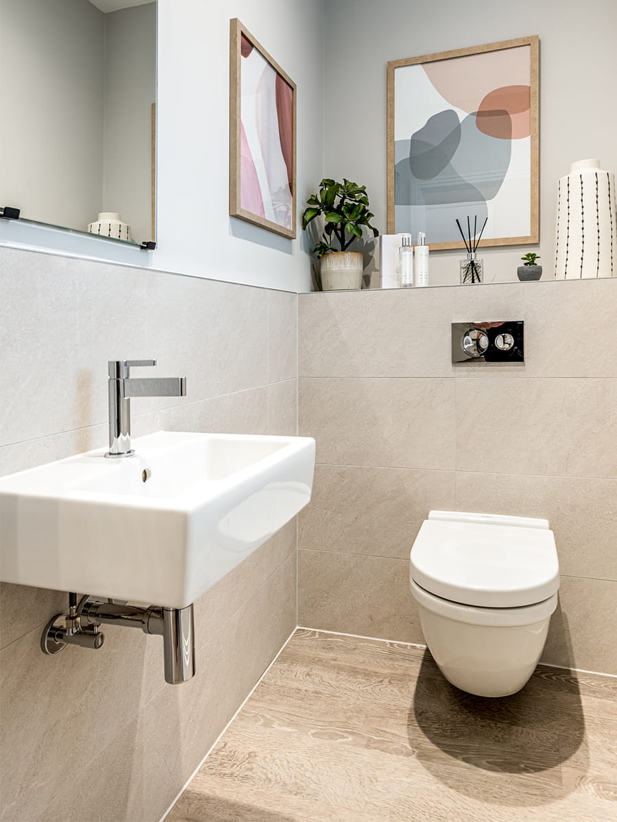 Woodhurst Park, Waters Reach, 3 Bedroom House, Bathroom