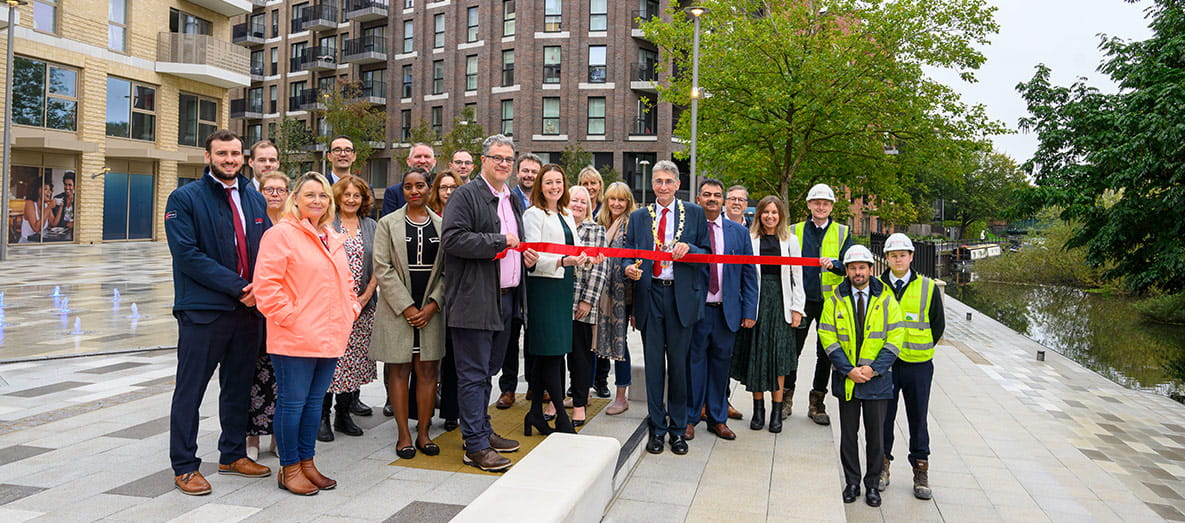 Mayor of Reading opening riverside square at Huntley Wharf