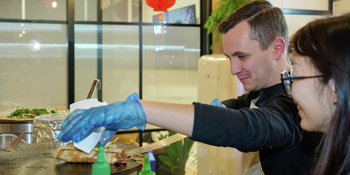 An image of Andrei making a Crepe