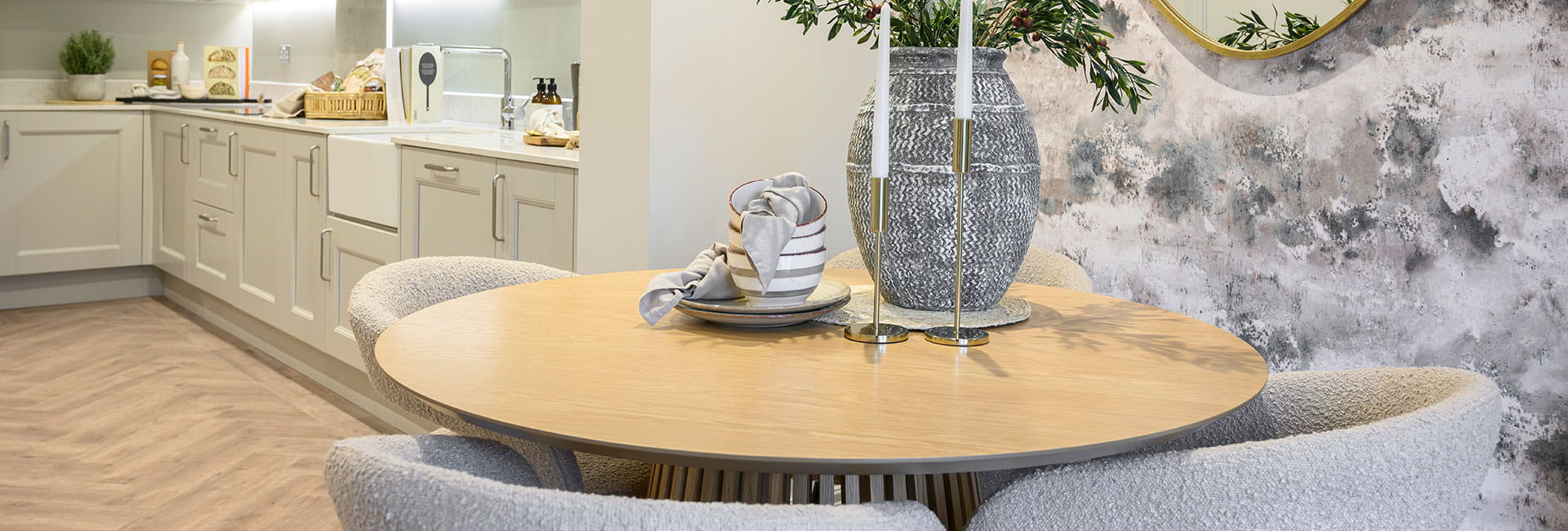 The Willow kitchen and dining area