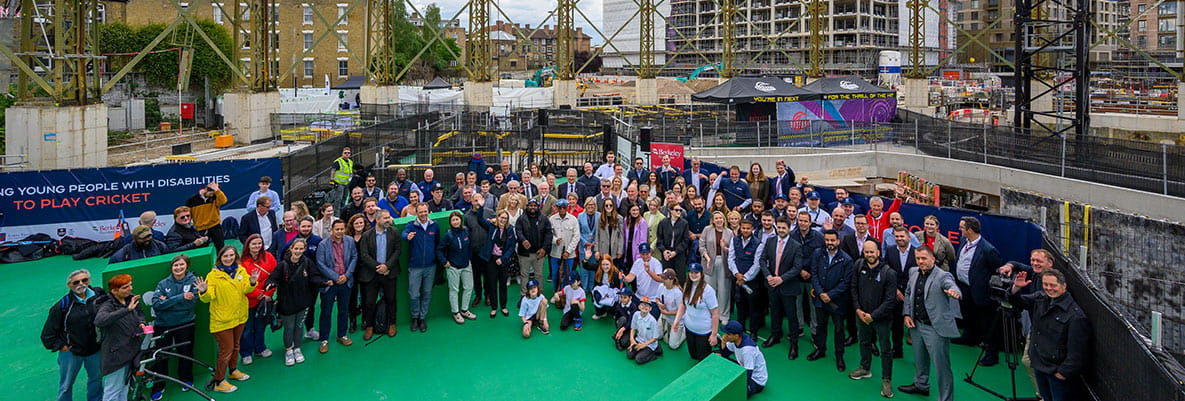 An image of everyone who attended the cricketing event