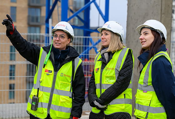 An image of apprentices on a construction site