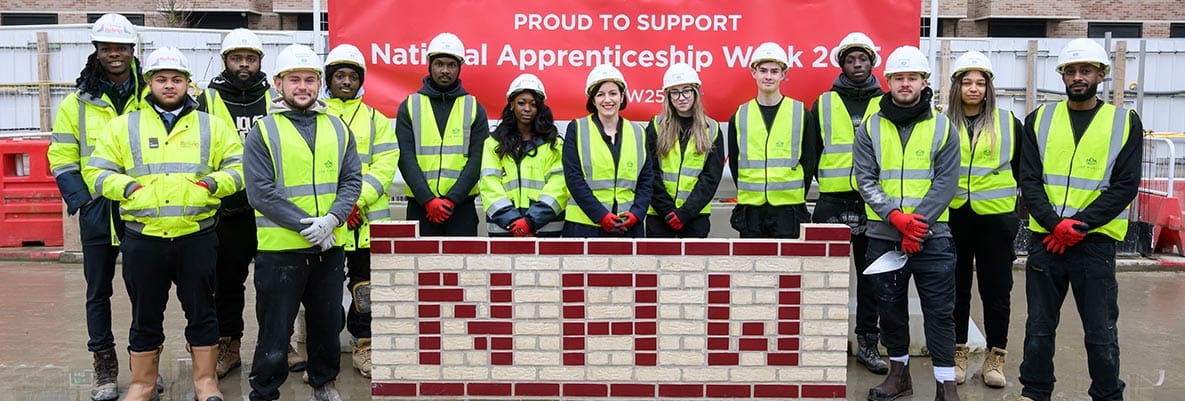 An image of Berkeley apprentices and staff with the Secretary of State for Education at Oval Village